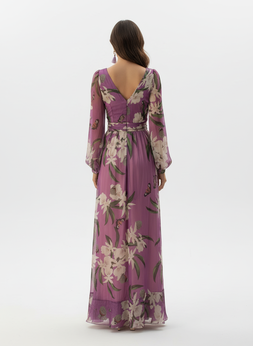 Sophisticated Dress with a Clean Classic Look