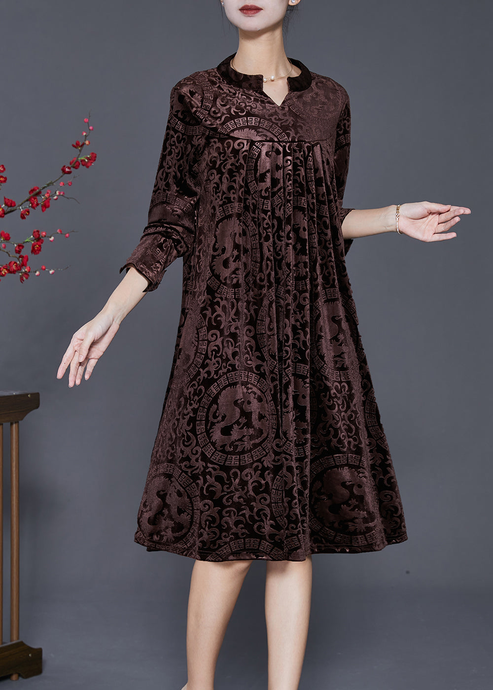 Classic Vintage Dress with a Flattering Fit