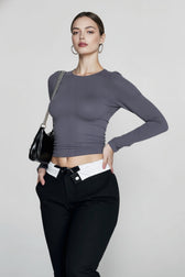 Basic Round Neck Long Sleeve Pullover Tee