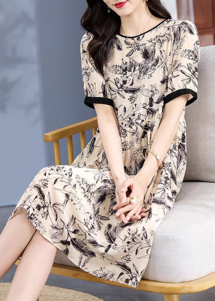 Effortlessly Elegant Dress with a Timeless Design