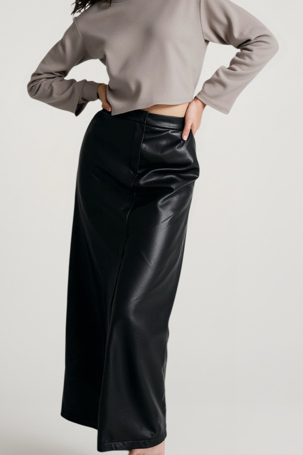 High Slit PU Leather Bodycon Skirt