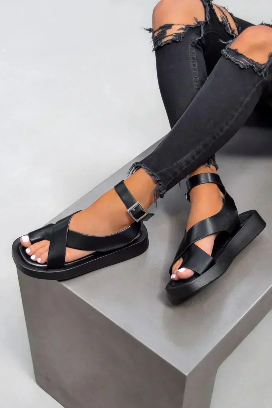 Cross Strap Ankle Buckle Flatform Sandals