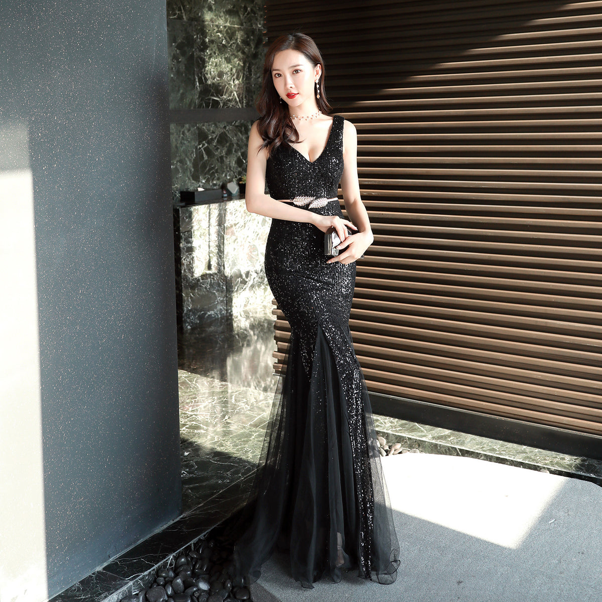 Sequin V-Neck Sleeveless Tulle Godet Mermaid Evening Gown 3