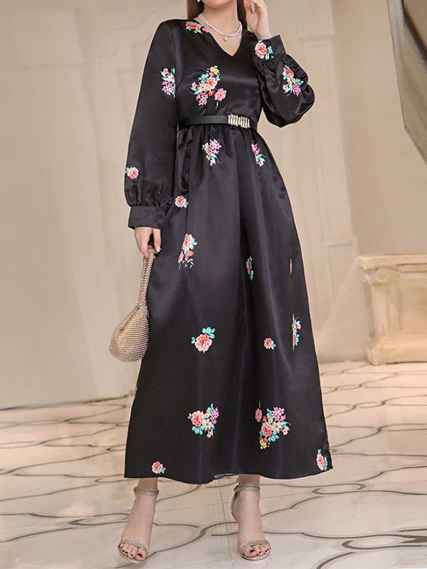 A Vintage Style Dress with Delicate Timeless Details