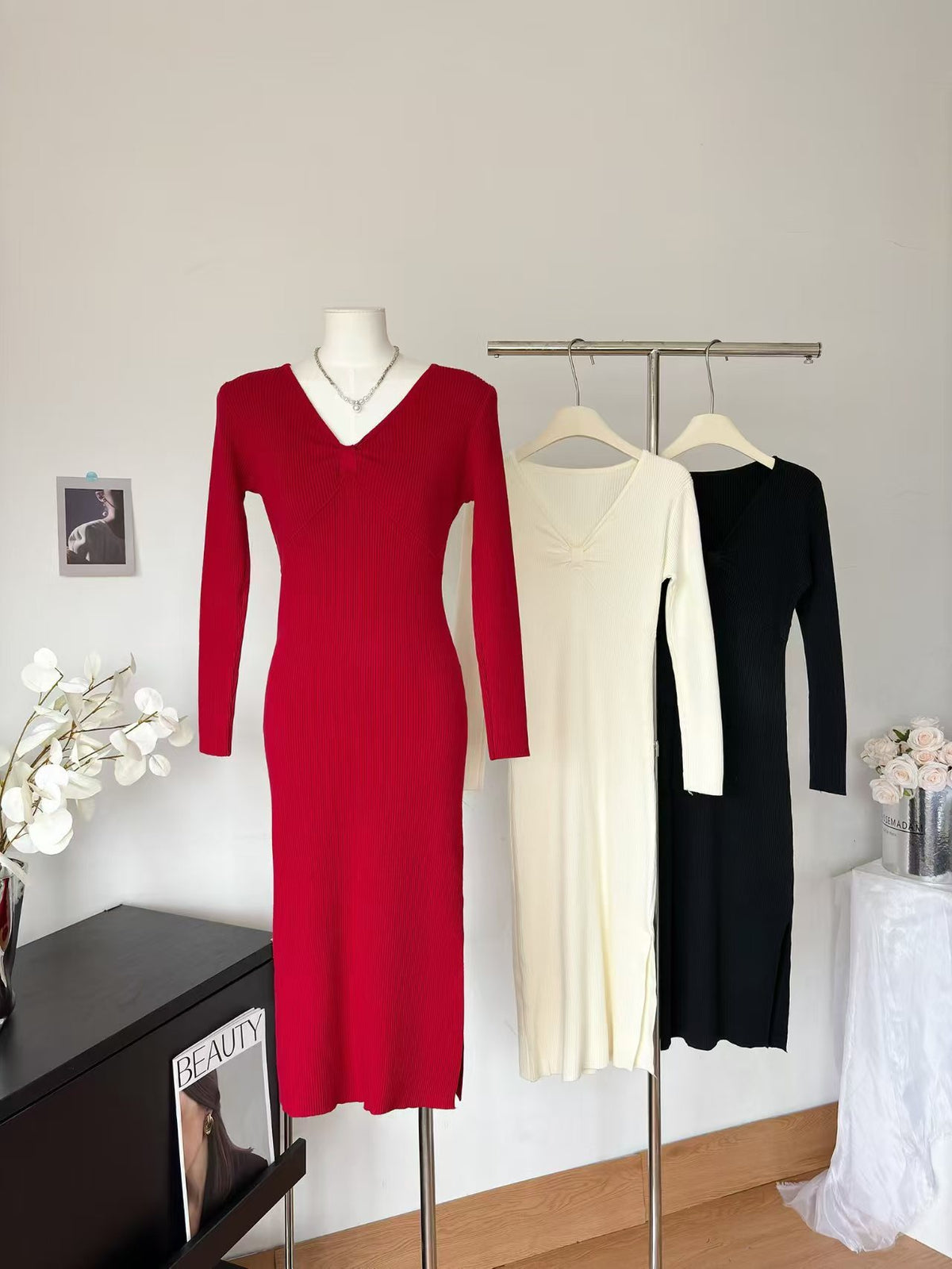 Women Spring And Autumn Long Sleeved V Neck Split Dress