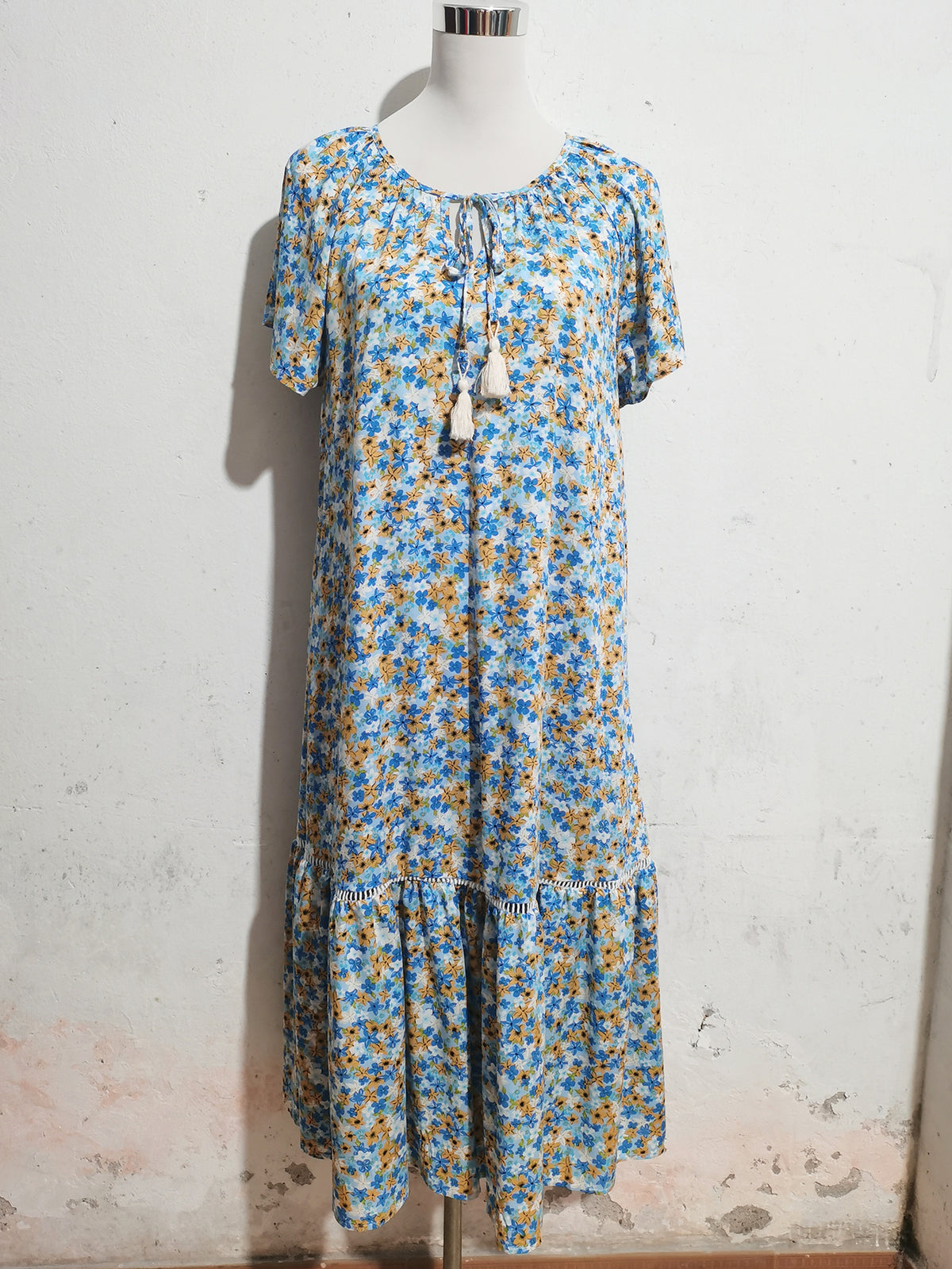 Ditsy Floral Print Tassel Tie Neck Short Sleeve Belted Tiered Midi Dress 5