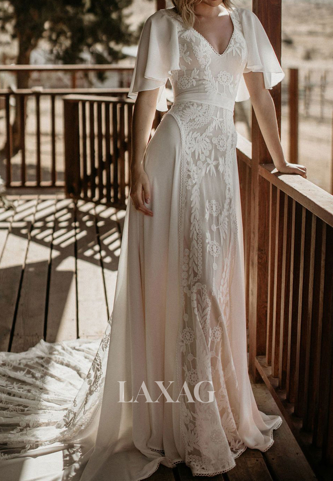 V-Neck Short-Sleeves Lace Backless Bride Gowns Chiffon A-Line Wedding Dress with Sweep Train
