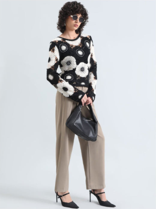 Women Embroidered Loose Knitted Long Sleeve Top
