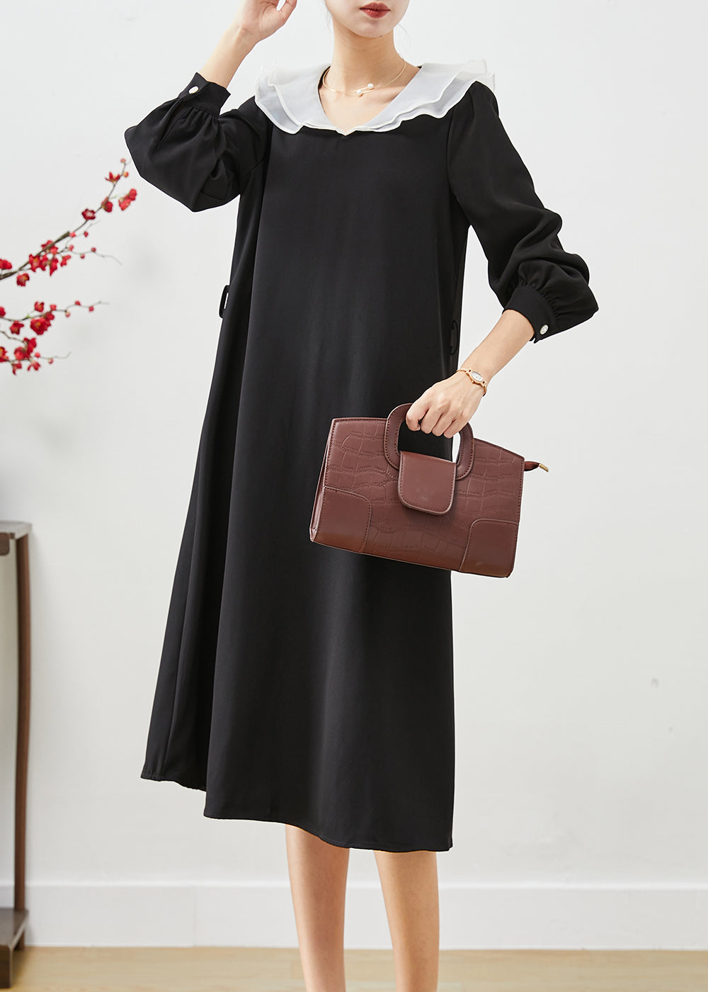 Polished Dress with an Effortless Classic Look