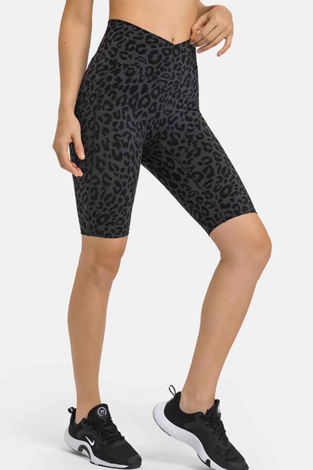 Crossover High Waist Side Pocket Knee Length Biker Shorts 5