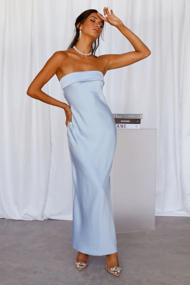 Half Open Back Charming Sleeveless Silky Dress