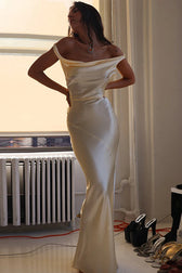 Sexy Backless Satin Spaghetti Strap Maxi Dress 3