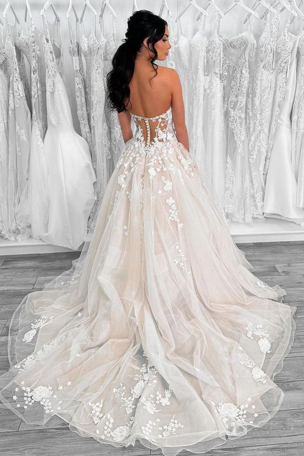 Luxurious A Line Sweetheart Light Champagne Long Prom Dress with Appliques