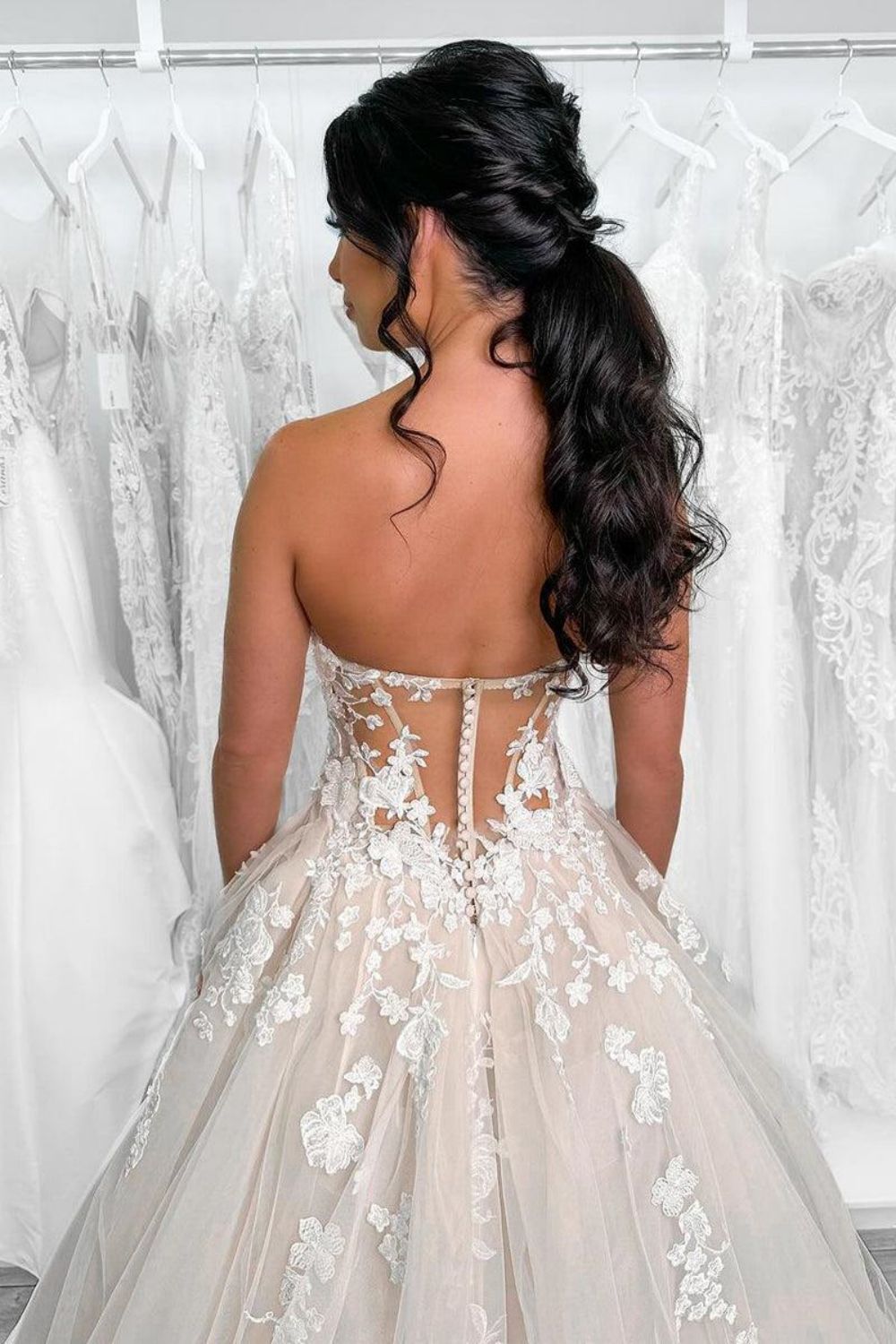 Luxurious A Line Sweetheart Light Champagne Long Prom Dress with Appliques