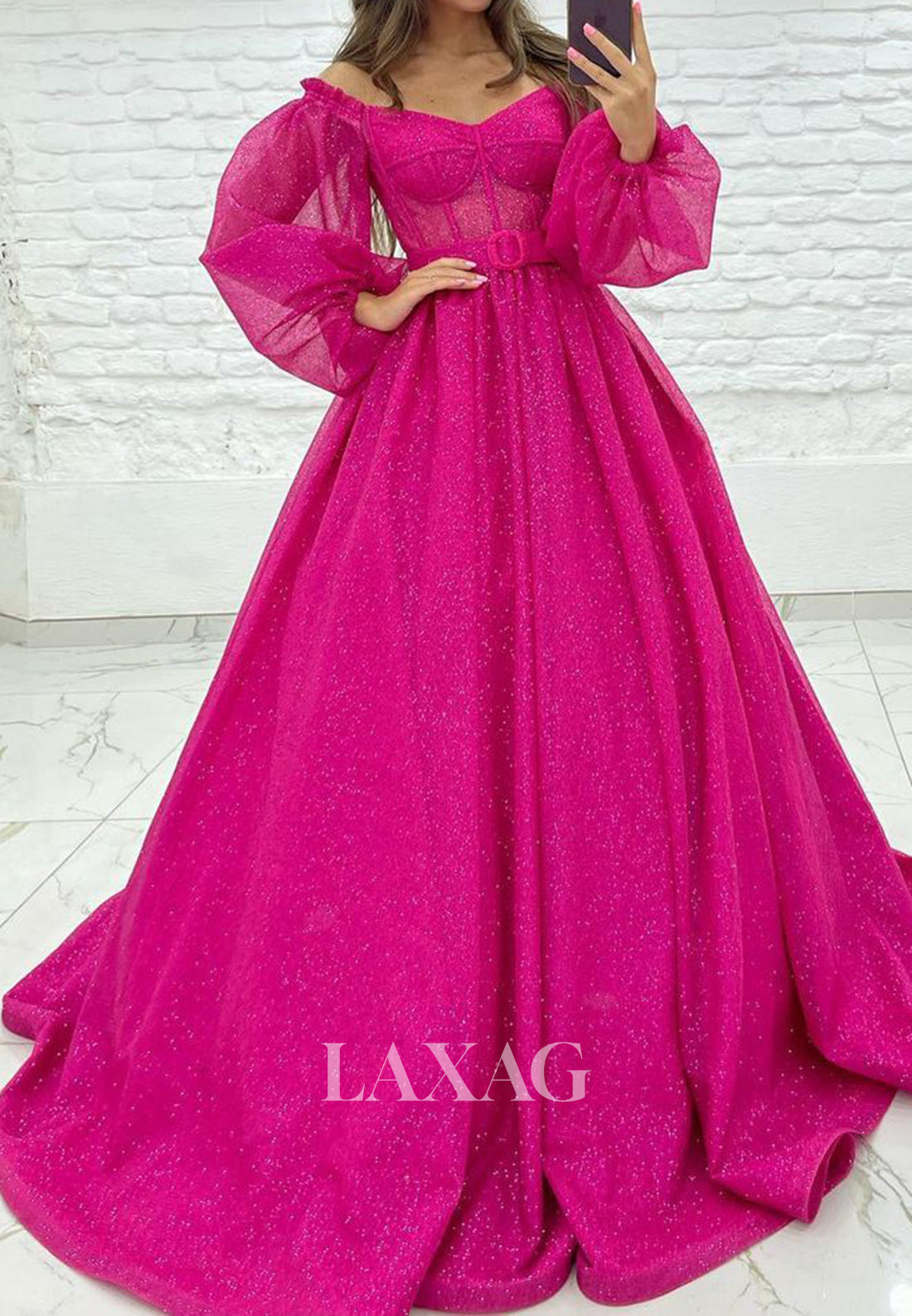 V-Neck Long-Sleeves A-Line Prom Dress Glitter-Tulle Pleated Party Gowns with Sweep Train