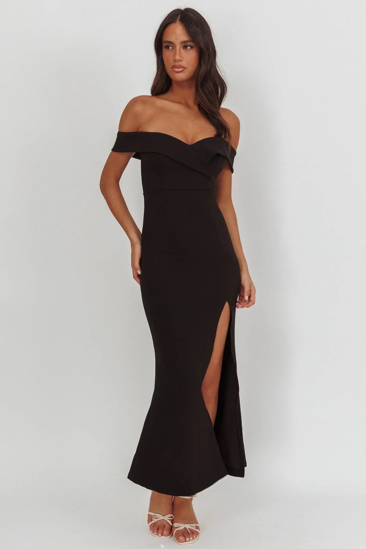 Off Shoulder Sweetheart Fitted Maxi Dress with High Split 4