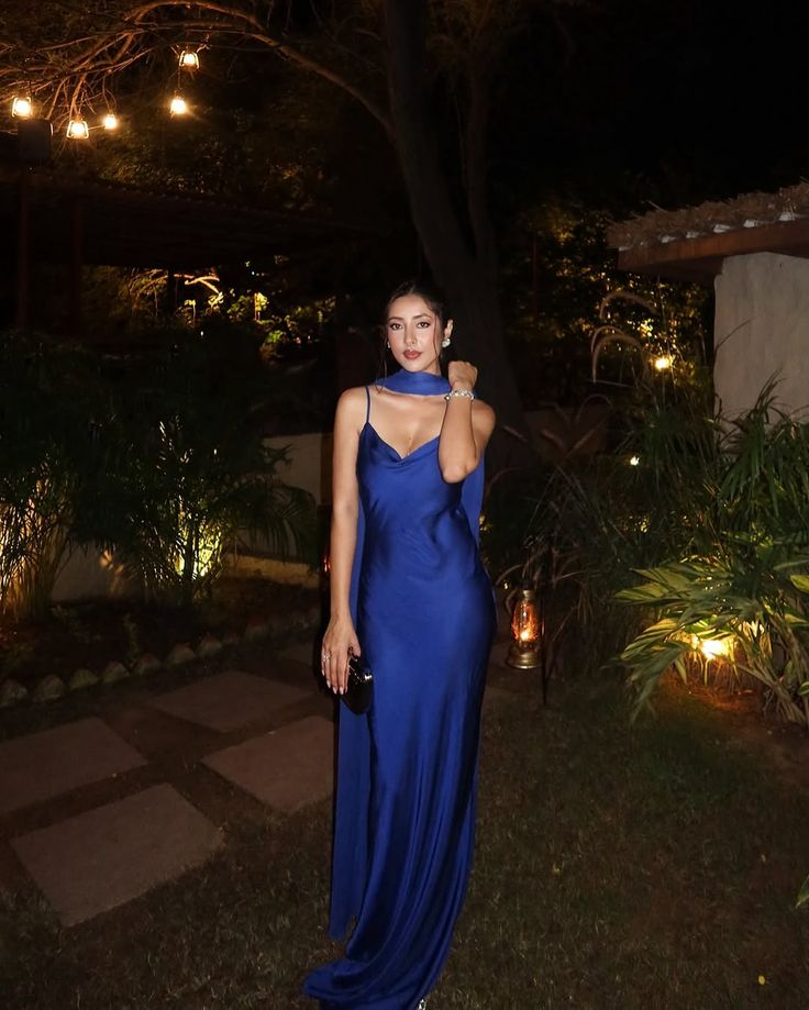 Classy Spaghetti Straps Blue Satin Mermaid Evening Dress Long Birthday Outfits With Ribbon D1091