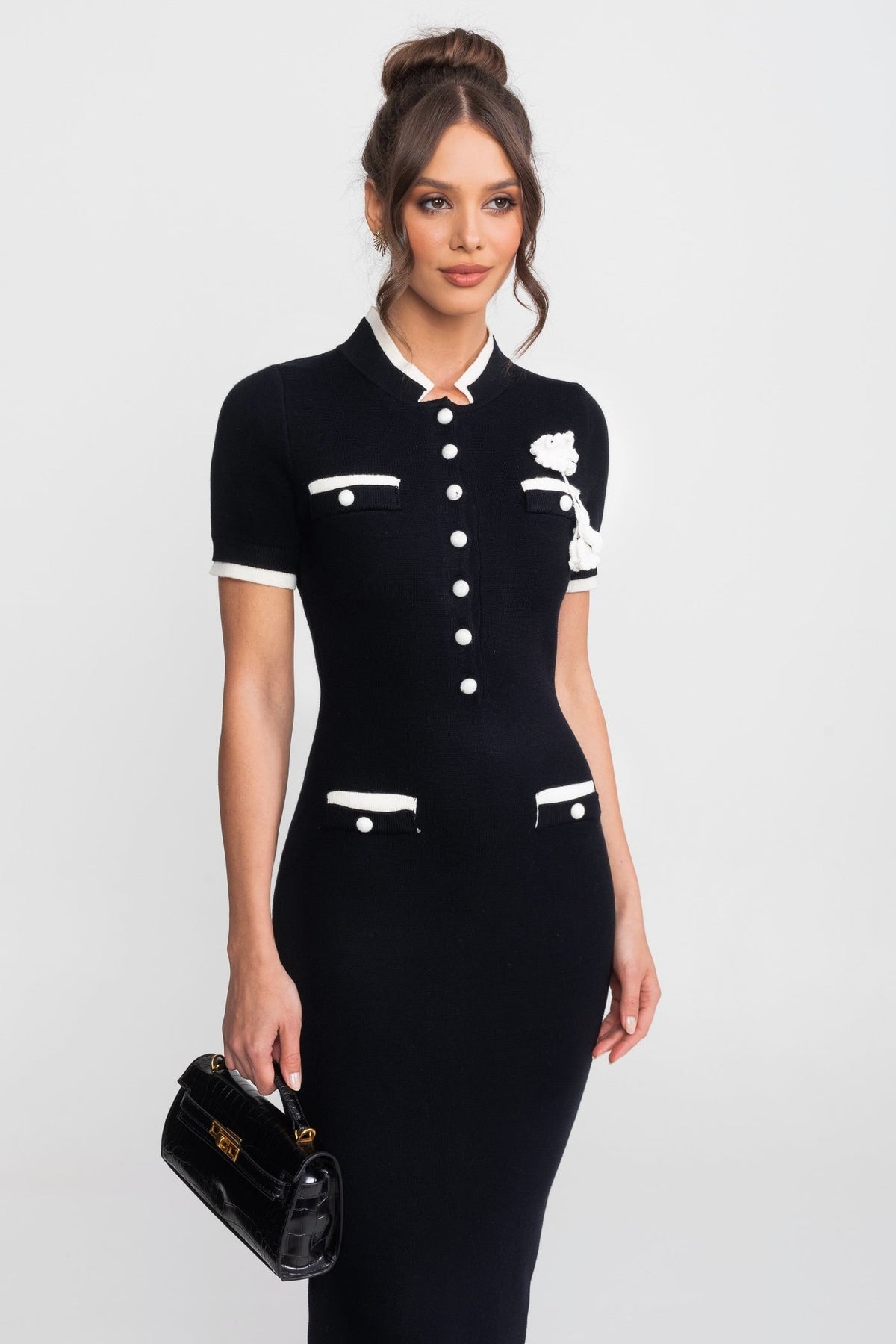Short Sleeve Button Front Contrast Trim Flower Applique Knit Bodycon Midi Dress 3