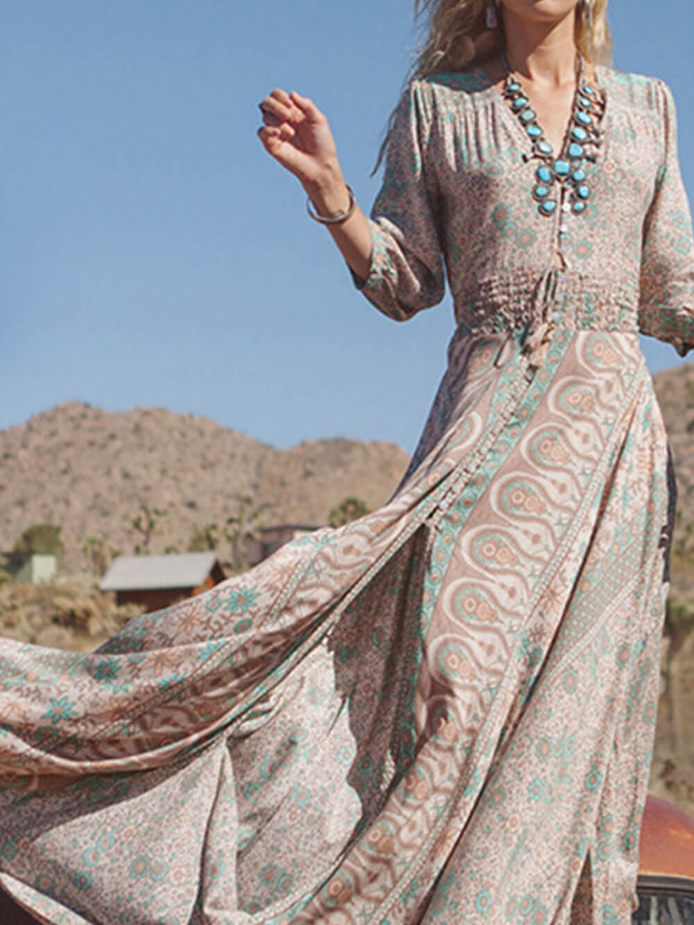 V Neck Chiffon Glamorous Maxi Dress