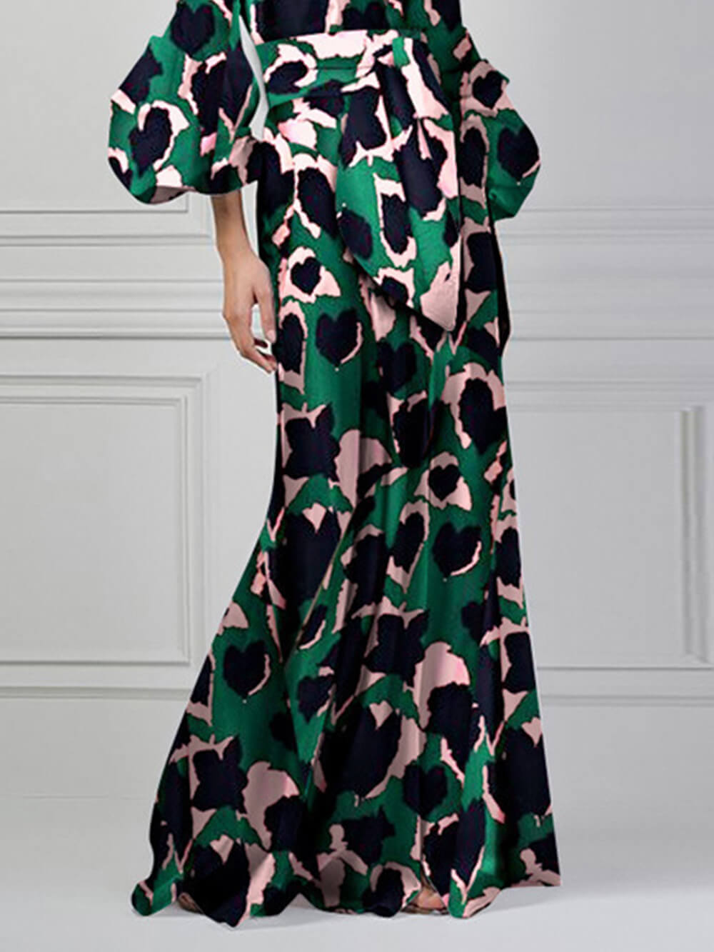 Alluring V Neck Maxi Dress