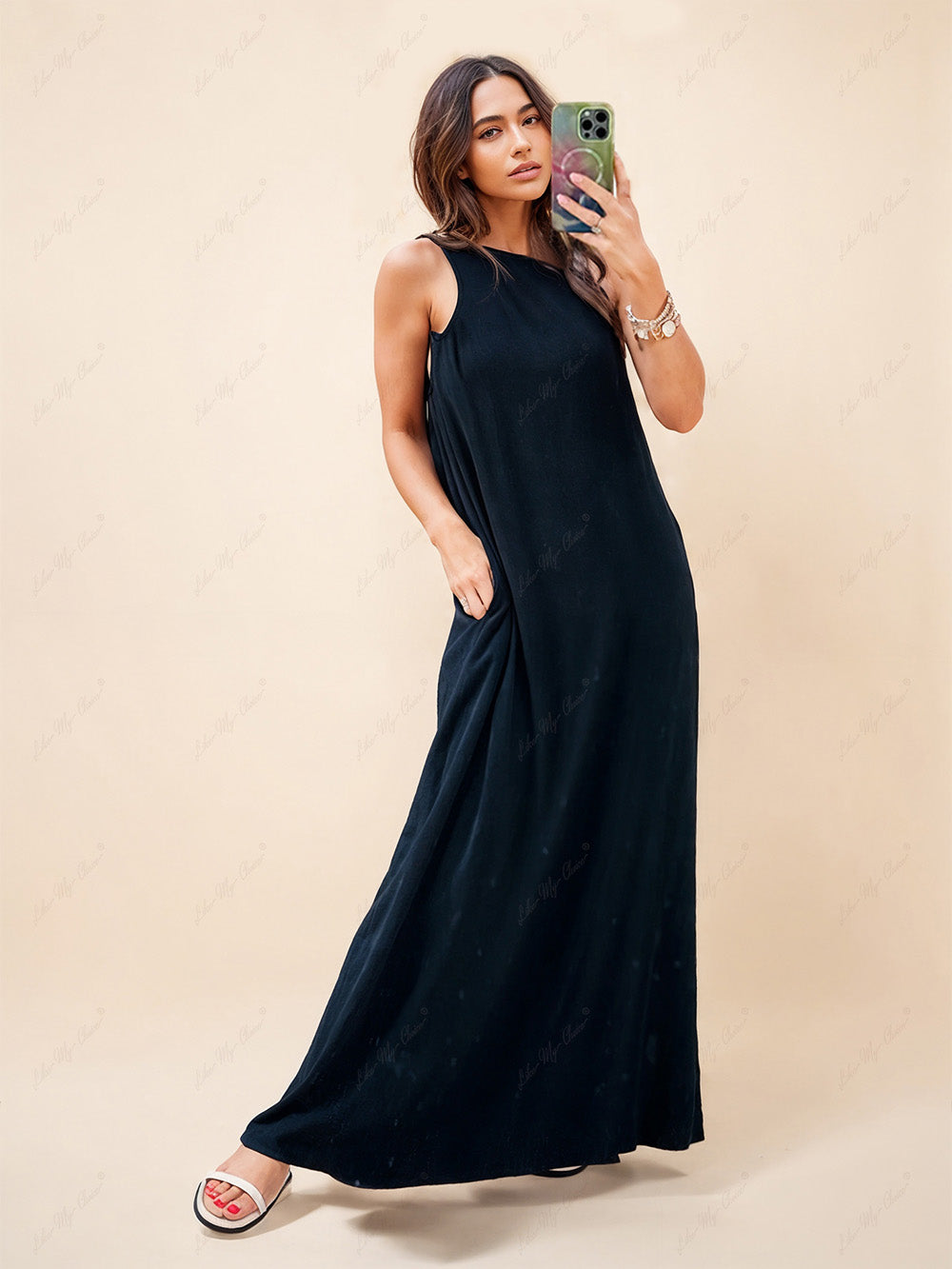Round Neck Sleeveless Loose Fit Pocket Maxi Dress