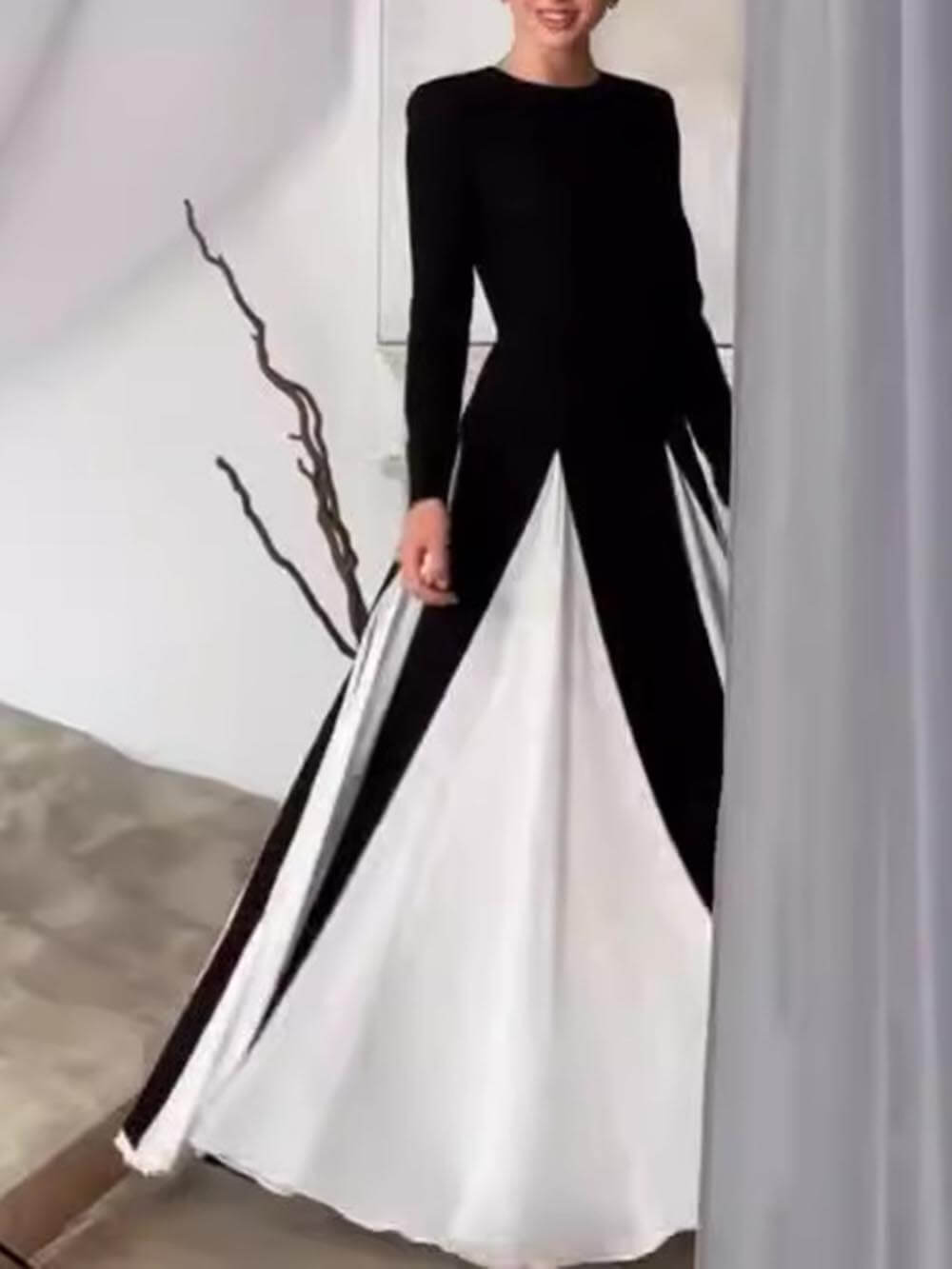 Crew Neck Long Sleeve Contrast Panel Pleated A-Line Maxi Dress 4