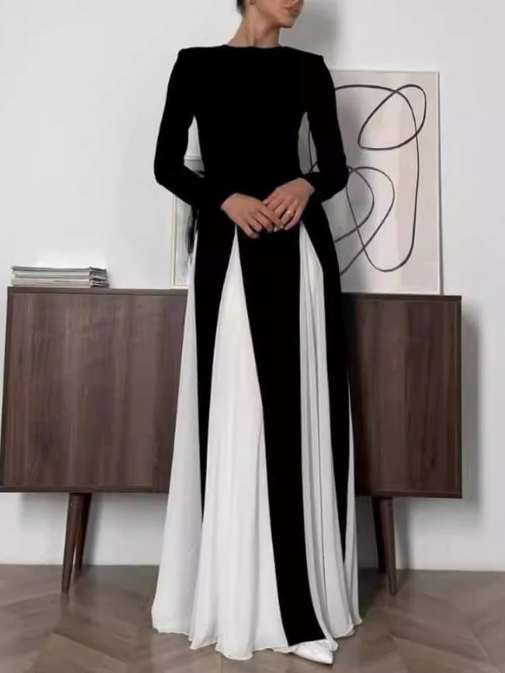 Crew Neck Long Sleeve Contrast Panel Pleated A-Line Maxi Dress 2