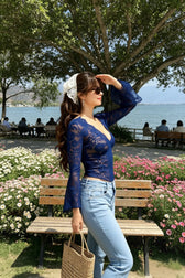 V-Neck Lace Long Sleeve Crop Top