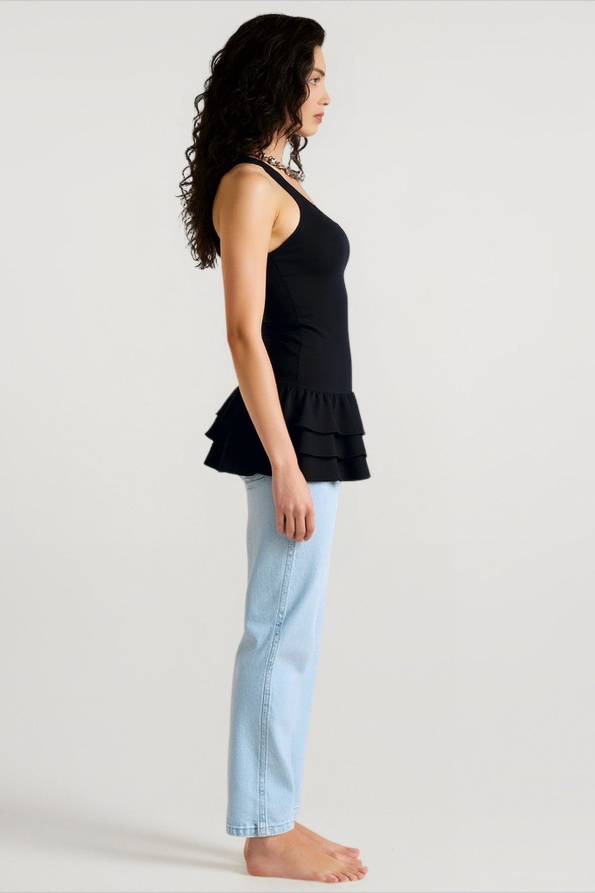 Scoop Neck Sleeveless Tiered Ruffle Hem Longline Tank Top 4