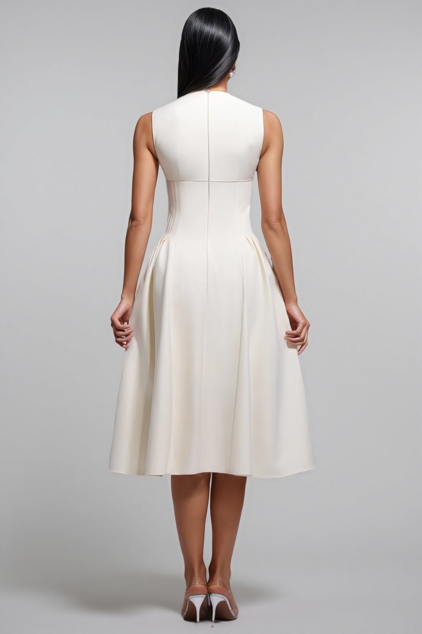 Vespet Fold Close-fitting Sleeveless Midi Dress
