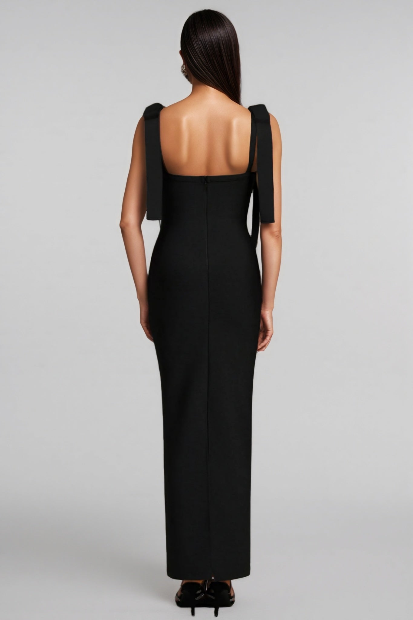 Ternan V-Neck Bow Bandage Maxi Dress - View 3