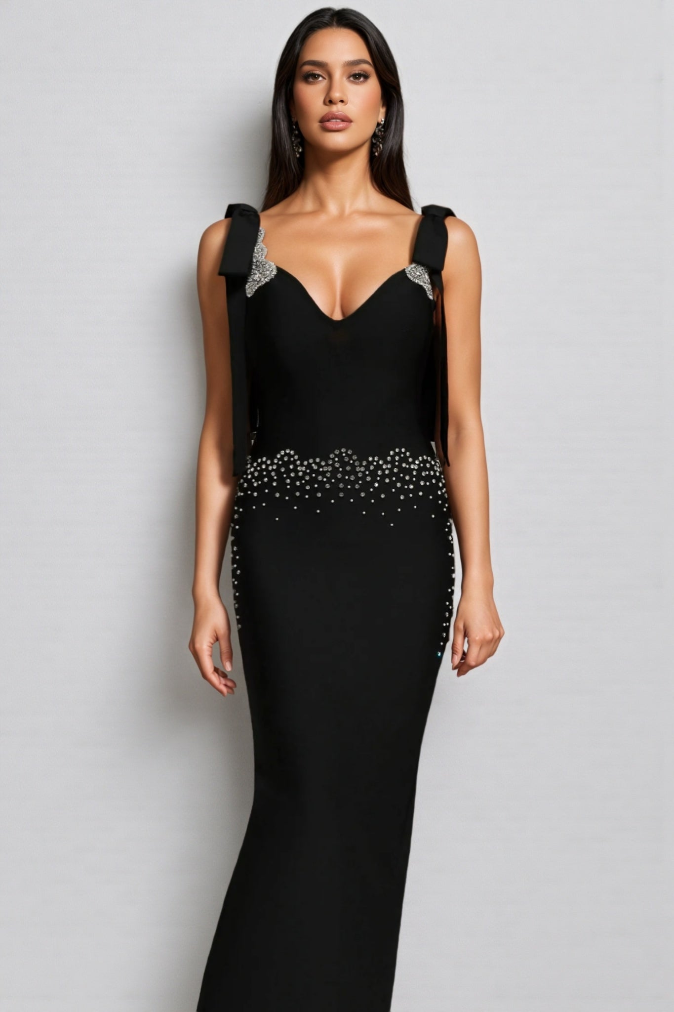 Ternan V-Neck Bow Bandage Maxi Dress - View 4