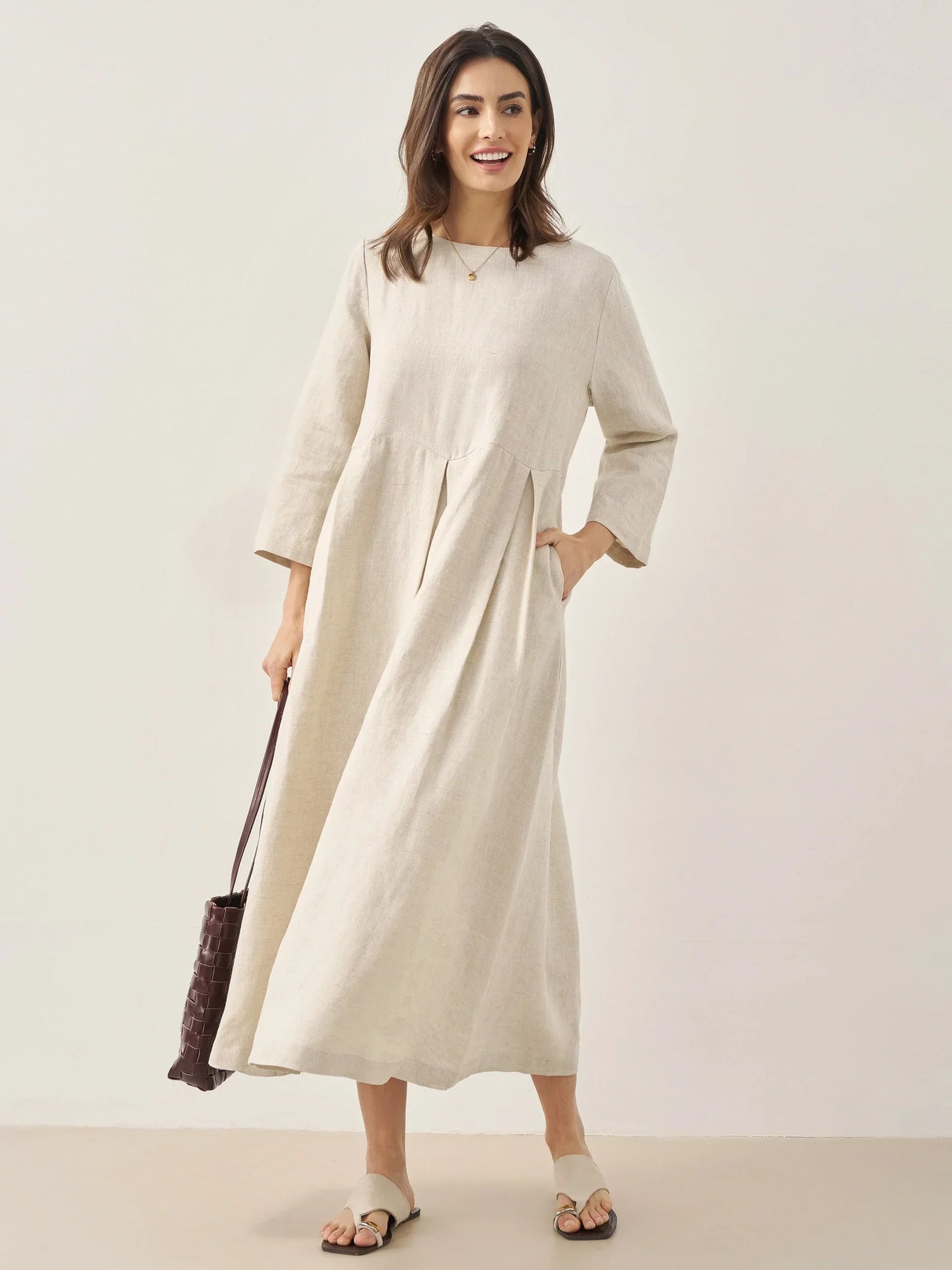 Pleated Round Neck Pocket A-Line Maxi Dress 8