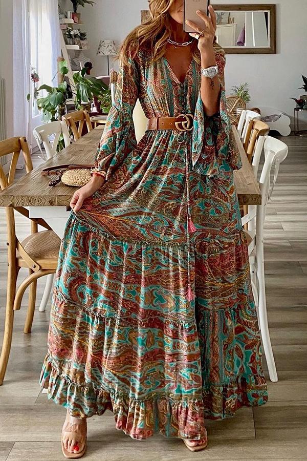 Classic Vintage & Enduringly Stylish Dress