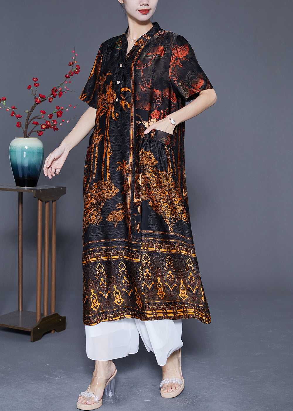 Beautifully Crafted Dress in a Classic Style
