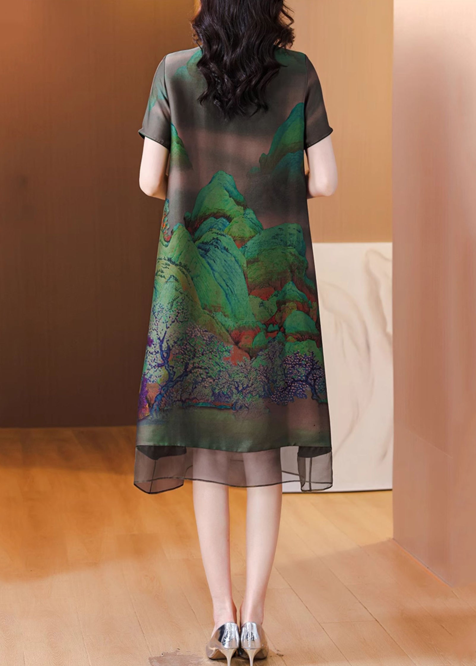 Elegantly Styled Dress for Everyday Wear