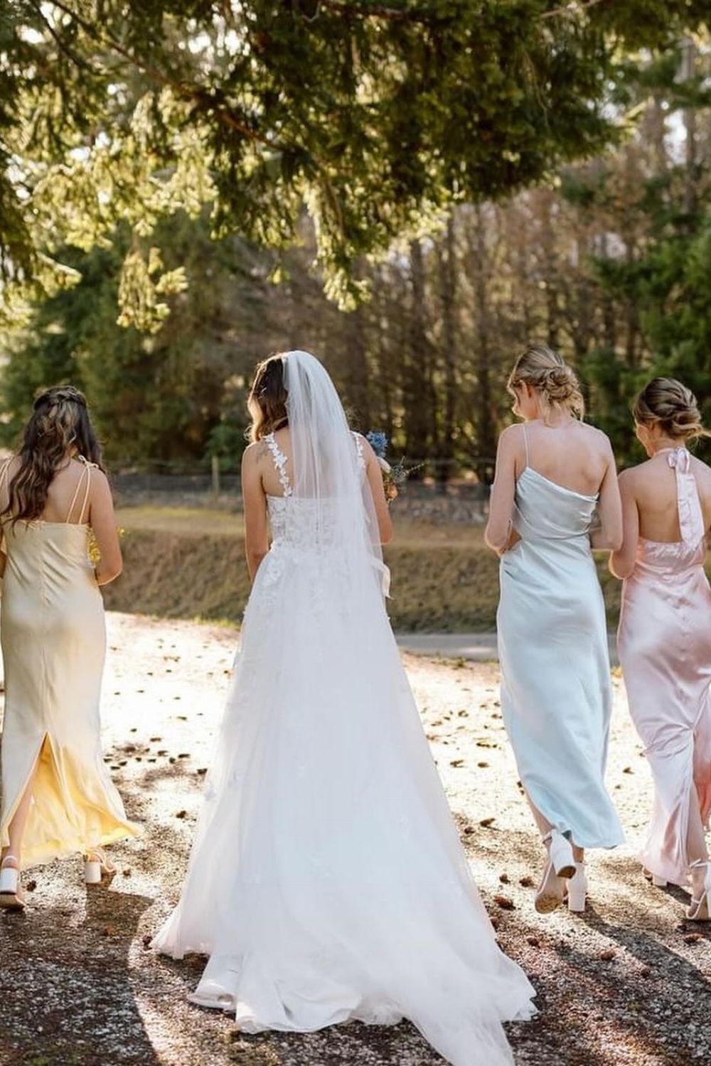 Gorgeous A Line Sweetheart White Tulle Wedding Dress with Appliques