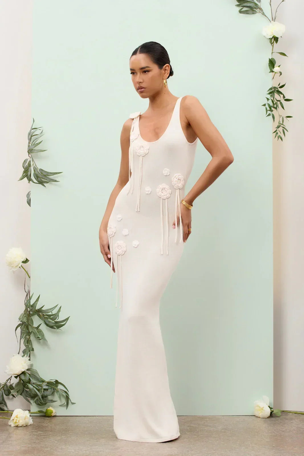 Knit Scoop Neck Sleeveless Crochet Rosette Tassel Maxi Dress 9