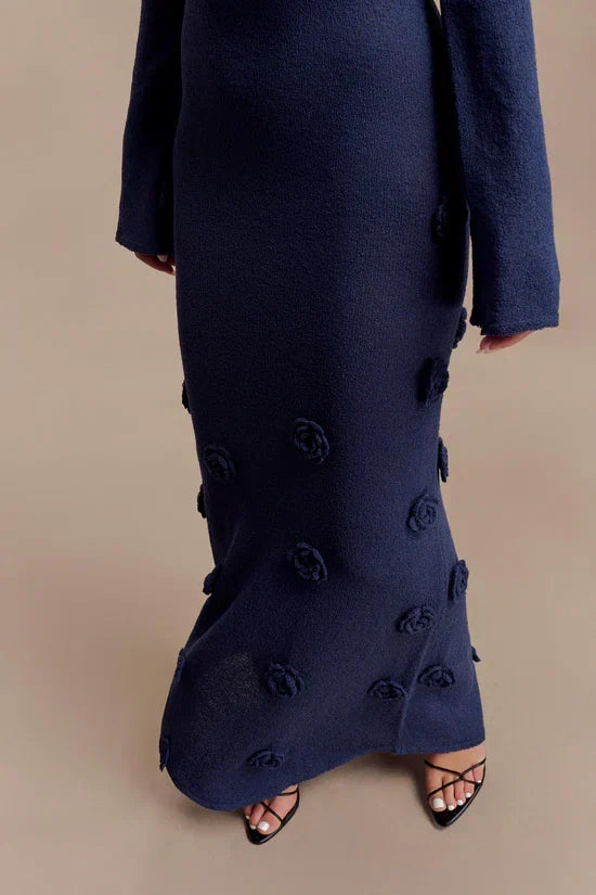 Off Shoulder Long Sleeve Knit Rosette Applique Maxi Dress 15