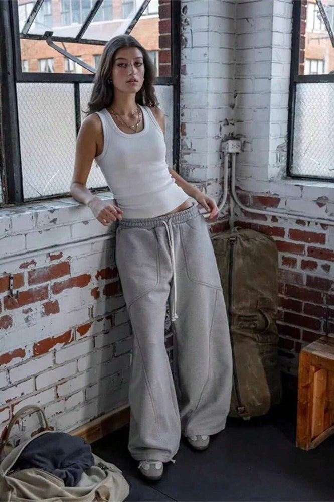Drawstring Elastic Waist Paneled Seam Barrel Leg Sweatpants 2