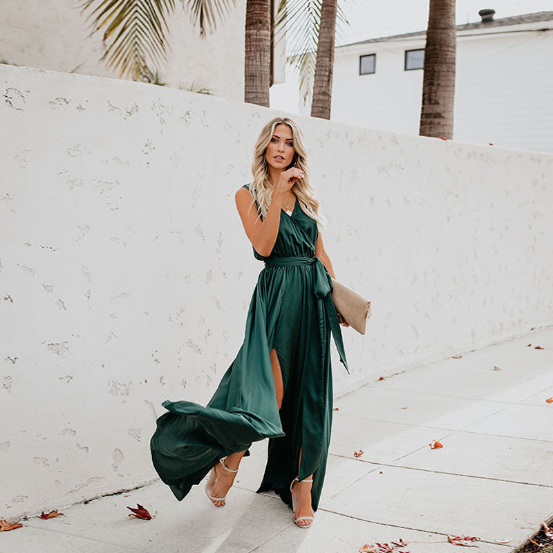 Ramona Timeless Exquisite Neck Sleeveless Long Fashion Dress Chic Silhouette Collection