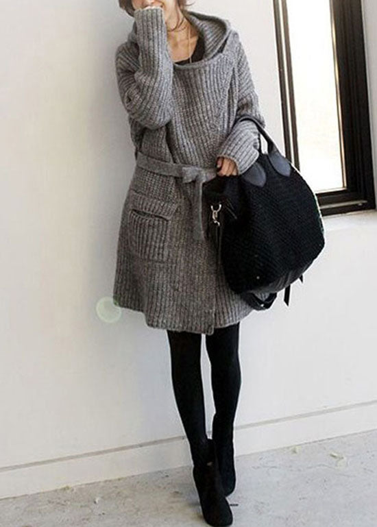 Well Tailored Sweater with a Graceful Silhouette