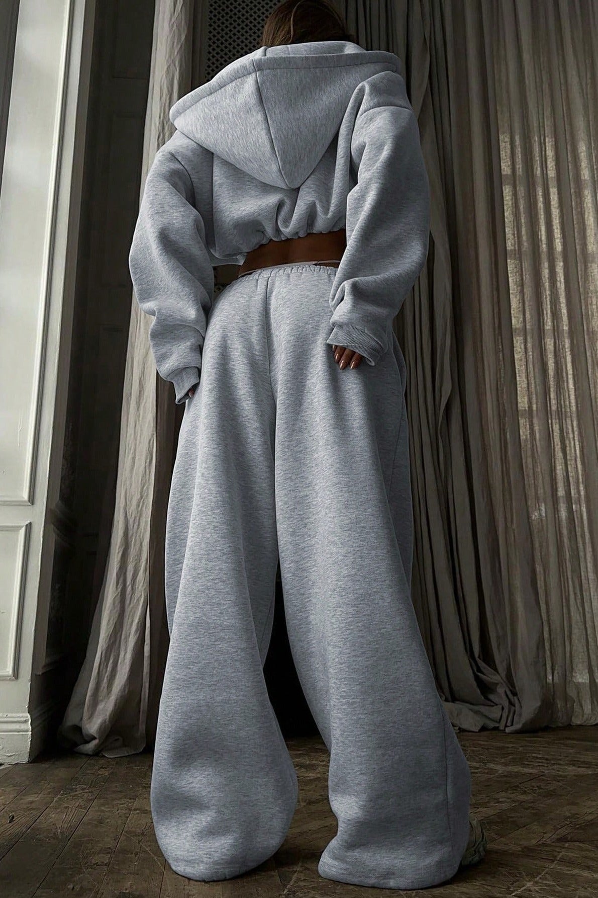 Cropped Zip Front Hoodie and Wide Leg Baggy Sweatpants Two Piece Set 2