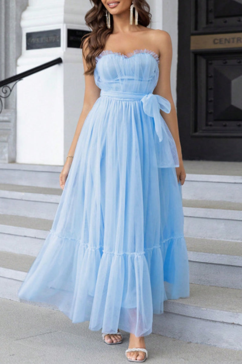 Classic Vintage & Enduringly Stylish Dress