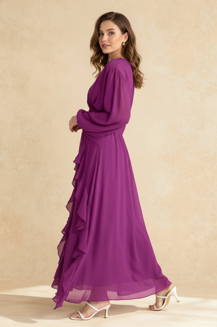 Leonie Ballon Stylish Long-Sleeved Maxi Dress