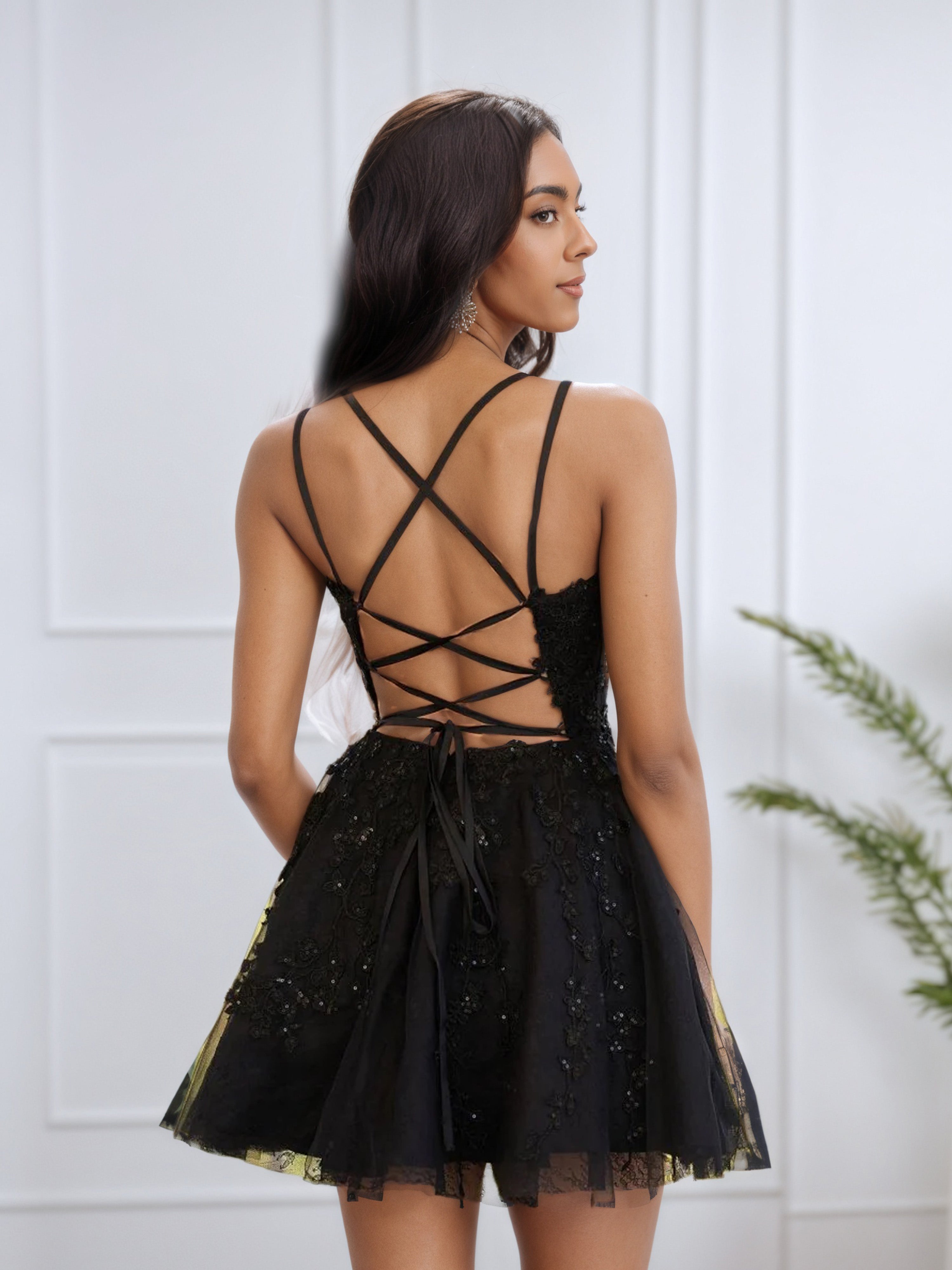 A Line Spaghetti Straps Black Short Homecoming Dress with Appliques