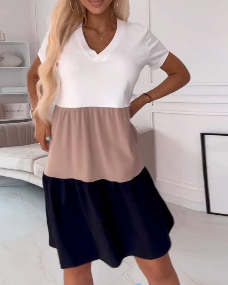 Color Block V-Neck Short Sleeve Tiered Mini Dress