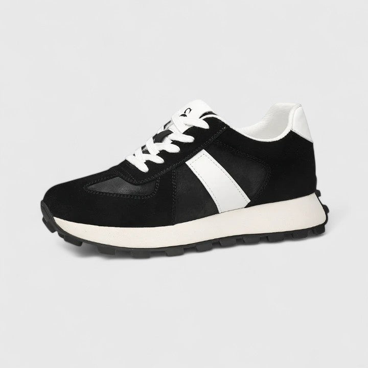Lace Up Round Toe Lug Sole Sneakers