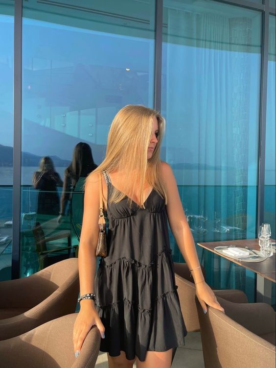 Black Homecoming Dress Short Prom Dresses