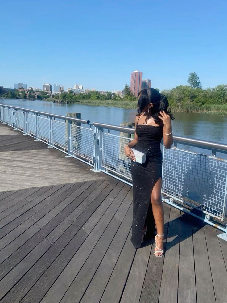 Black Shinny Prom Dress Evening Party Dress With Slit